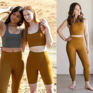 NWT GIRLFRIEND‎ COLLECTIVE Mustard Sleeveless Racerback Tank Bra Crop Top XS